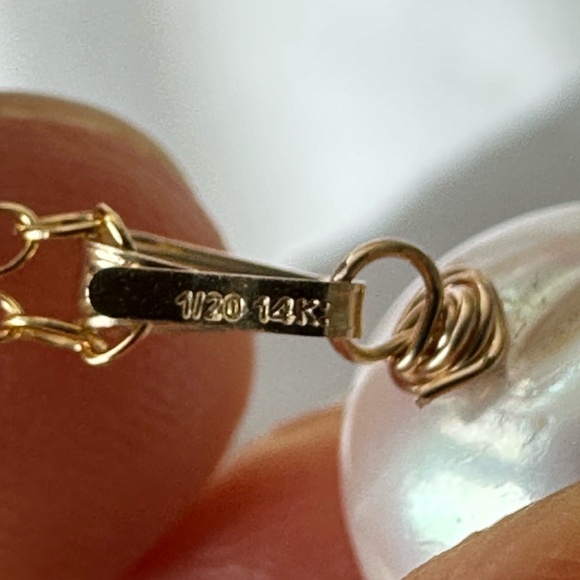 11.5mm White Cultured Pearl 14K Yellow Gold Filled Necklace - 16 Inches - Picture 4 of 6